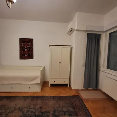 Juranyi * Βουδαπέστη